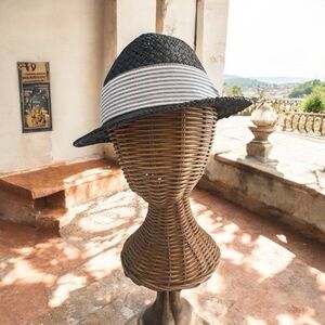 San Diego Hat Company Womens Black Straw Hat w/ black /white stripes band